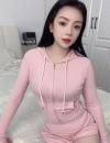 会夹逼的少妇